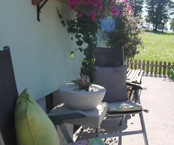 Haus Friedeck Bed & Breakfast 3*